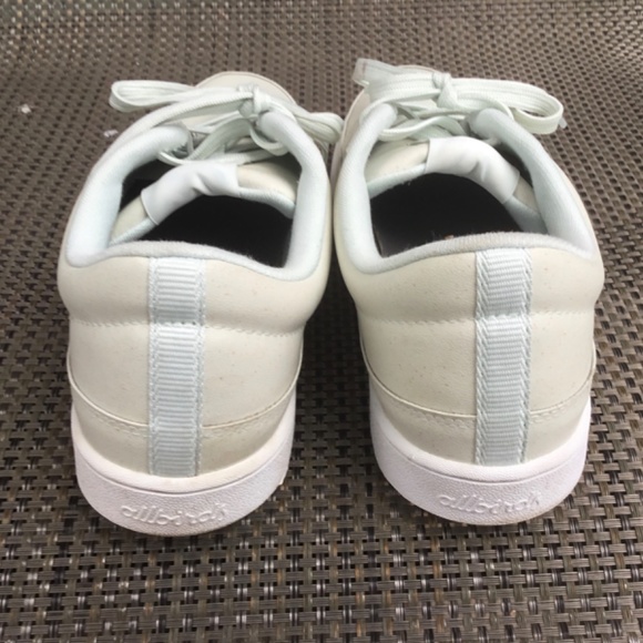 Woman’s Allbirds Plant Pacers - Size 8 - Picture 3 of 10